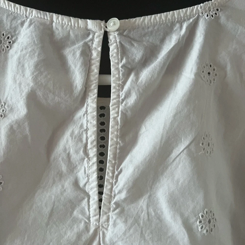 Gap Ladies top - Picture 6 of 7